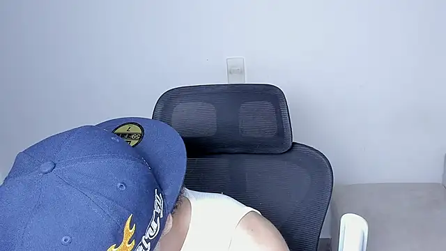 laurent nova online show from 12-03-25, 08:07