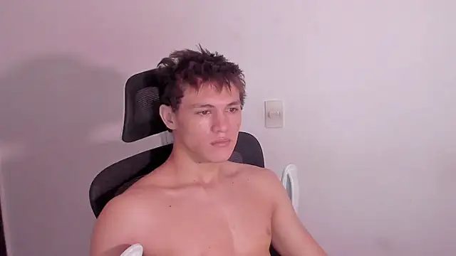 laurent nova online show from 04-05-26, 01:08