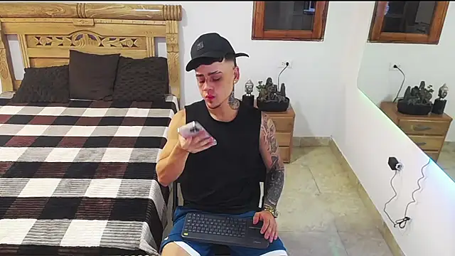 nino rousse online show from 11-25-25, 03:17