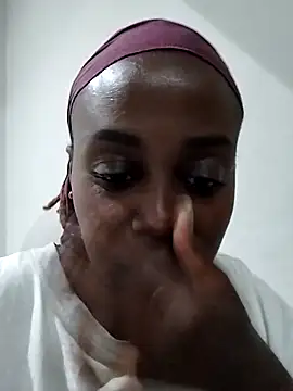 SlutyQueen32 online show from 10-10-25, 04:39