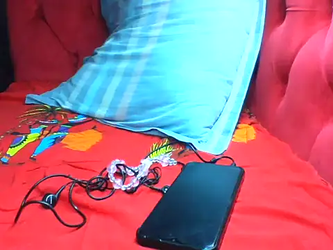 Snapshot of Princess_Tamara chatting on 09-29-25, 03:39 Princess Tamara online show from 09-29-25, 03:39