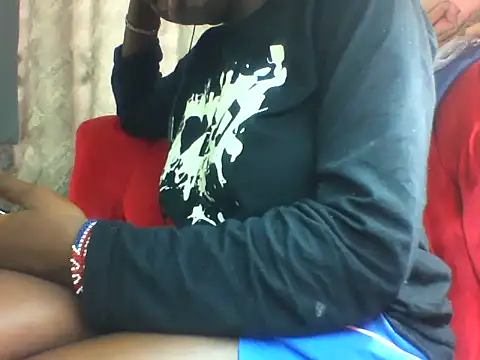 Snapshot of Princess_Tamara chatting on 10-08-25, 08:23 Princess Tamara online show from 10-08-25, 08:23