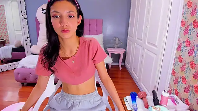 Iris Stone  online show from 01-09-25, 04:28