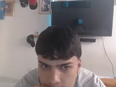 masterdaniel88 online show from 03-18-25, 09:21