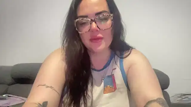 Snapshot of clara_lu chatting on 05-19-26, 05:14 clara lu online show from 05-19-26, 05:14