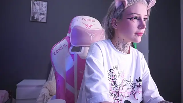 fraulein mooon online show from 01-08-26, 08:22