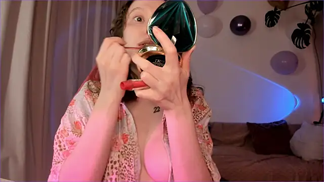 Viktoria Oliverr online show from 11-10-25, 03:22