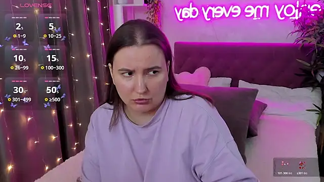 FeralPeach online show from 04-18-26, 07:12