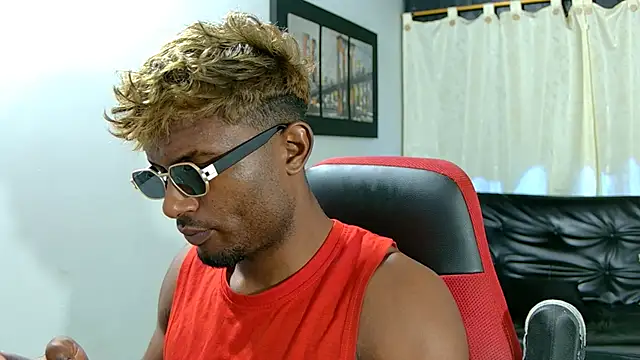 Snapshot of Black_indiian chatting on 11-26-25, 05:08 Black indiian online show from 11-26-25, 05:08