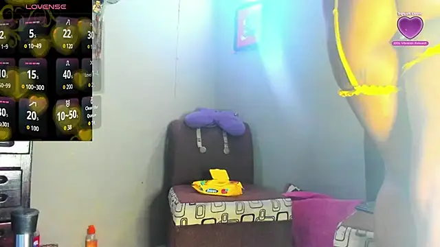 Snapshot of sexy-Bunny chatting on 09-09-25, 04:34 sexy-Bunny online show from 09-09-25, 04:34