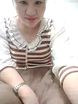 Snapshot of Rose_DiDi chatting on 01-18-25, 06:03 Rose DiDi online show from 01-18-25, 06:03