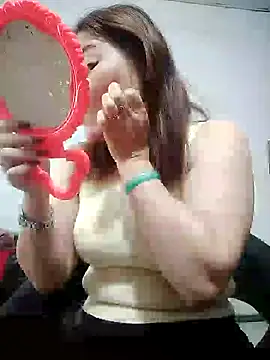 Snapshot of Rose_DiDi chatting on 01-22-25, 03:41 Rose DiDi online show from 01-22-25, 03:41