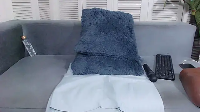 JasmineMoore online show from 12-19-24, 01:18