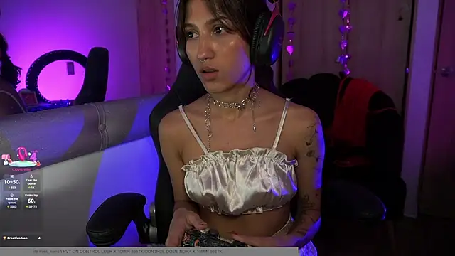 MissKorah online show from 02-28-25, 03:37