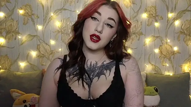 Kimpossible1 online show from 12-18-24, 11:34