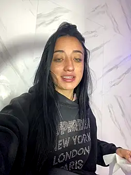 Ady 18 online show from 11-30-25, 01:04