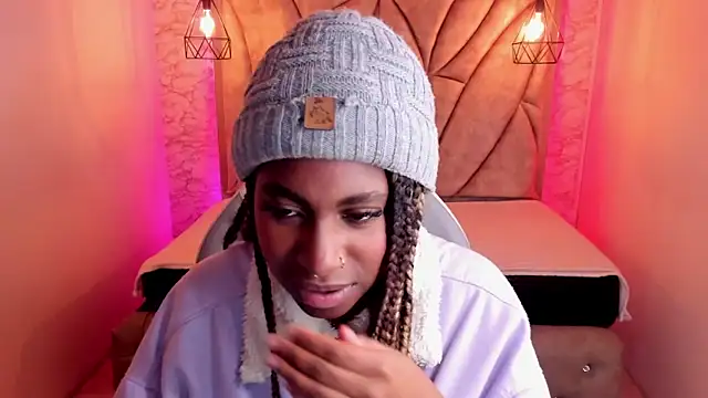 Queen perla  online show from 02-16-25, 04:42