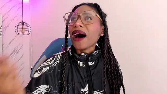 Queen perla  online show from 11-07-25, 11:54