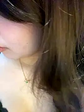 Hotellinh12 online show from 09-24-25, 04:54