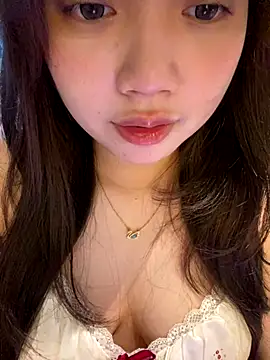 Hotellinh12 online show from 10-02-25, 04:25