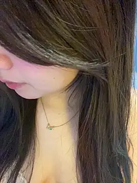 Hotellinh12 online show from 11-18-25, 03:27