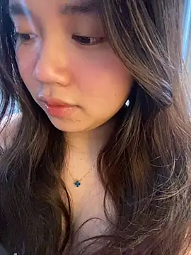 Hotellinh12 online show from 03-16-26, 08:07