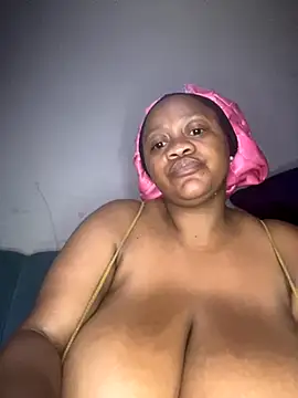 Chubbykarisma27 online show from 09-30-25, 07:52