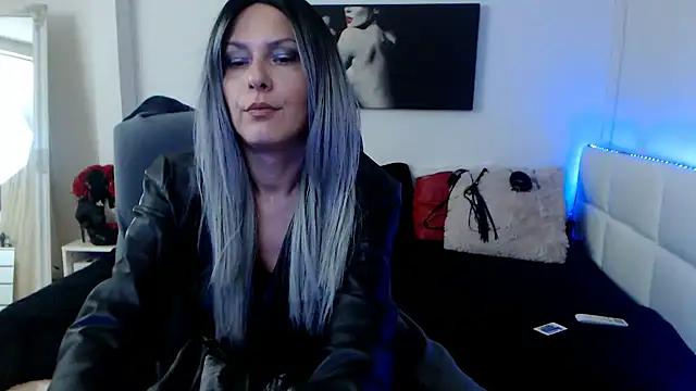 EvelynQueenn online show from 01-22-25, 05:59