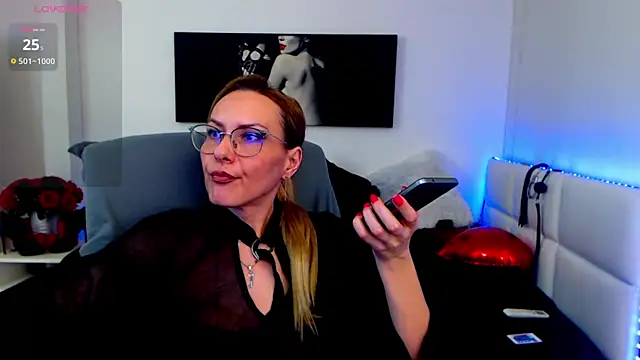 EvelynQueenn online show from 02-28-25, 09:36