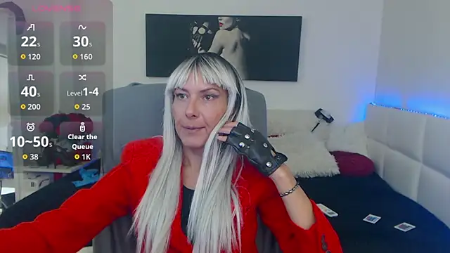 EvelynQueenn online show from 10-14-25, 11:22