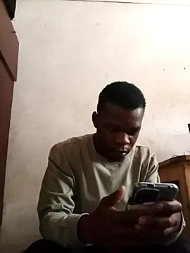 Snapshot of Uncletee112 chatting on 09-11-25, 07:52 Uncletee112 online show from 09-11-25, 07:52