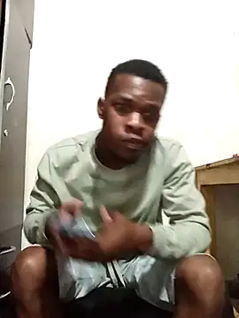 Snapshot of Uncletee112 chatting on 09-11-25, 09:26 Uncletee112 online show from 09-11-25, 09:26