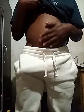 Snapshot of Uncletee112 chatting on 10-07-25, 06:38 Uncletee112 online show from 10-07-25, 06:38