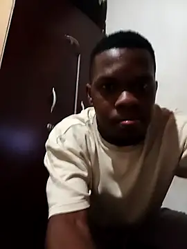 Snapshot of Uncletee112 chatting on 11-09-25, 09:57 Uncletee112 online show from 11-09-25, 09:57