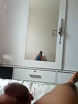 ronny000123 online show from 01-09-26, 04:32