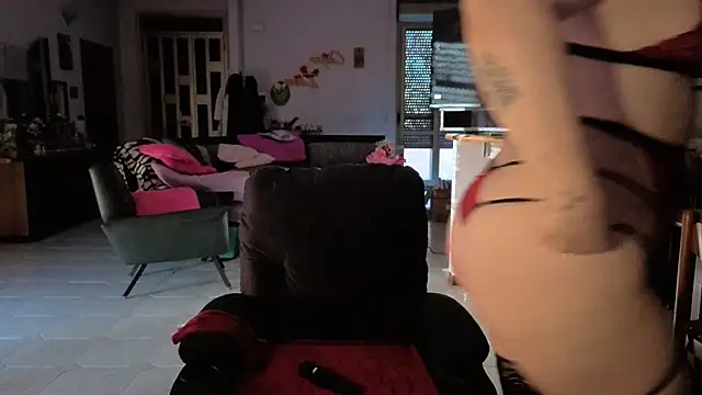 Snapshot of peachgirlmartyna chatting on 11-23-25, 02:28 peachgirlmartyna online show from 11-23-25, 02:28