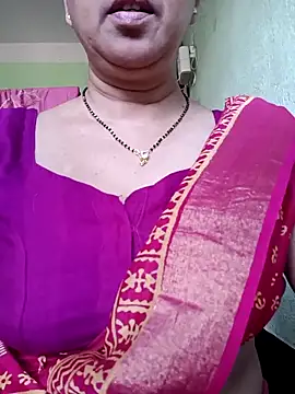 Snapshot of Rosy-B chatting on 09-25-25, 09:46 Rosy-B online show from 09-25-25, 09:46