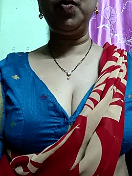 Snapshot of Rosy-B chatting on 11-02-25, 08:00 Rosy-B online show from 11-02-25, 08:00