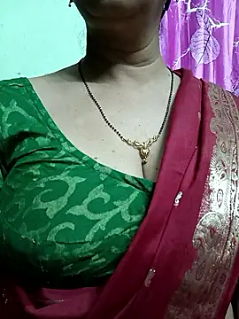 Snapshot of Rosy-B chatting on 01-16-26, 09:30 Rosy-B online show from 01-16-26, 09:30