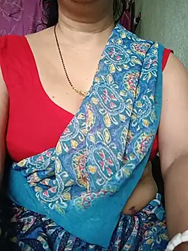 Snapshot of Rosy-B chatting on 07-08-26, 09:36 Rosy-B online show from 07-08-26, 09:36