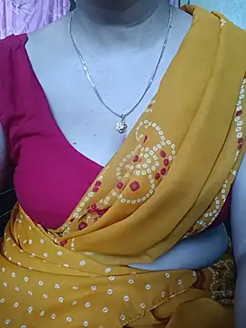 Snapshot of Rosy-B chatting on 07-18-26, 09:46 Rosy-B online show from 07-18-26, 09:46