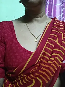 Snapshot of Rosy-B chatting on 07-29-26, 09:35 Rosy-B online show from 07-29-26, 09:35