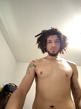 Snapshot of Clearlytothepoint420 chatting on 02-11-26, 03:06 Clearlytothepoint420 online show from 02-11-26, 03:06