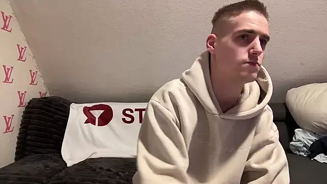 Cookieboy88 online show from 02-05-25, 06:04