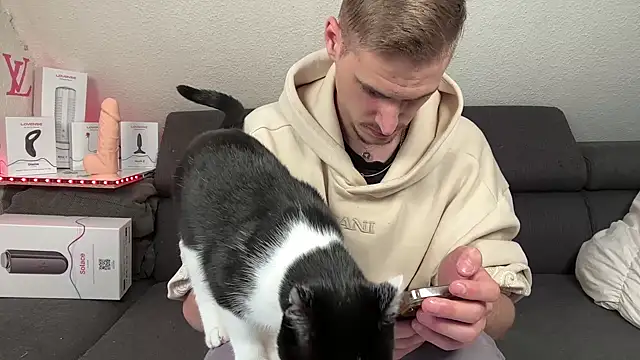 Cookieboy88 online show from 10-06-25, 04:26