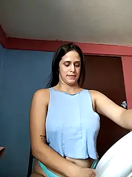 Catalinacandela online show from 03-06-25, 07:43