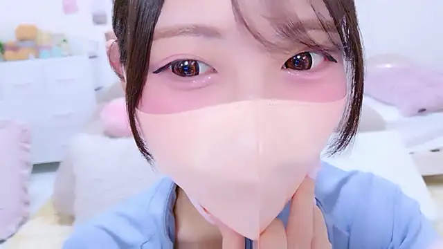 Snapshot of Suzu_ch_xx chatting on 06-21-26, 01:57 Suzu ch xx online show from 06-21-26, 01:57