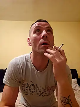 Aian09 online show from 02-23-25, 04:24