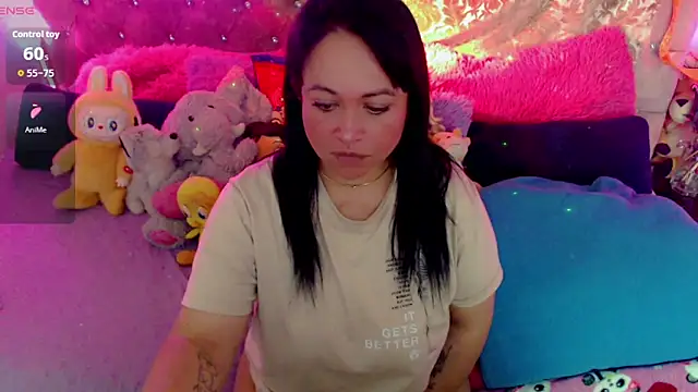 Snapshot of martina_bk chatting on 02-17-26, 02:19 martina bk online show from 02-17-26, 02:19