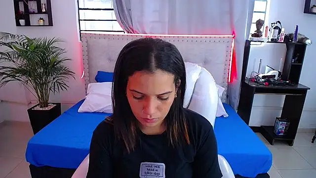 Chiqui milk  online show from 03-12-25, 07:49